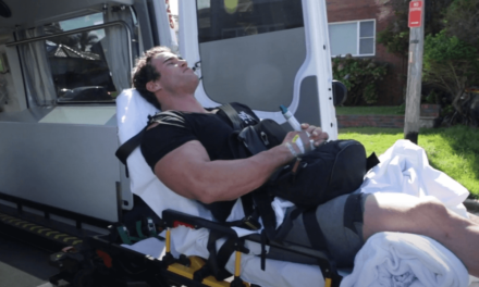 Calum von Moger Ruptures his Quadriceps Tendon